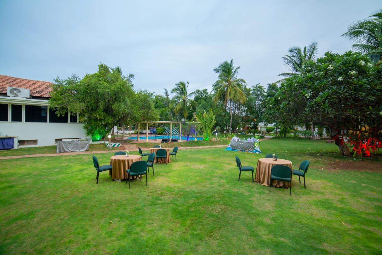 Poppys Vista Hotel Thirumurugan Poondi Exterior foto